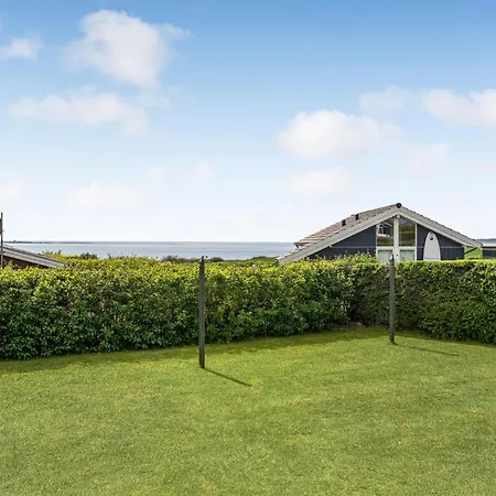 2 Bedroom Awesome In