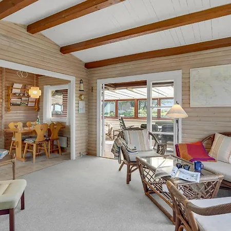 Nyaraló 2 Bedroom Awesome In *