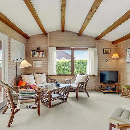 2 Bedroom Awesome In