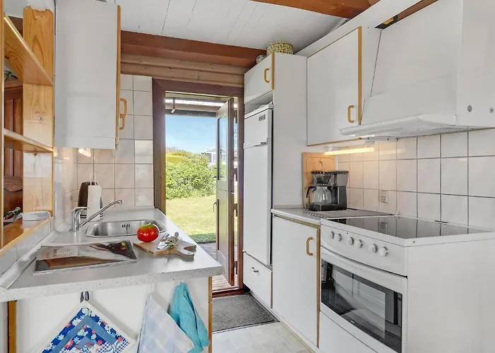 Feriehus 2 Bedroom Awesome In Faaborg