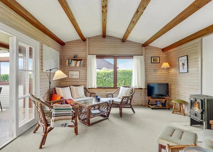 2 Bedroom Awesome In