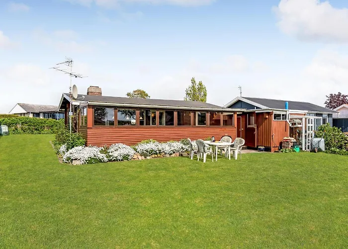 Feriehus 2 Bedroom Awesome In Faaborg