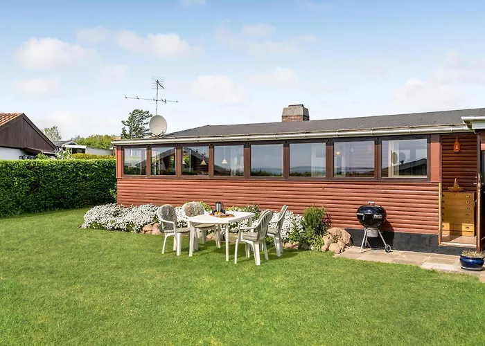 2 Bedroom Awesome In *