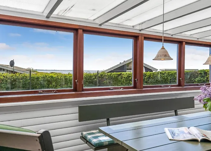 2 Bedroom Awesome In Faaborg